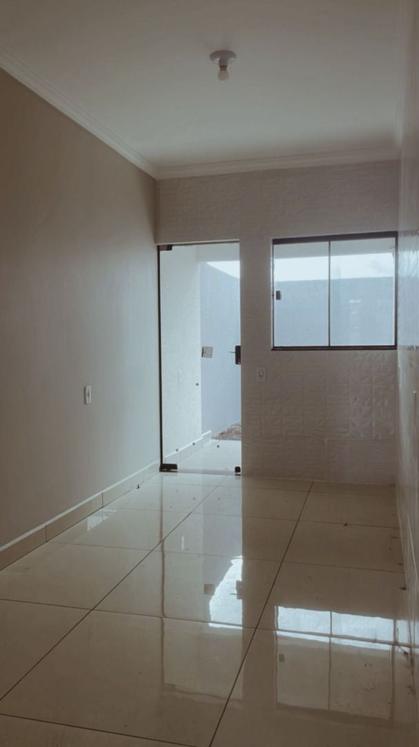 Imagens do imóveis Casa com 2 dormitórios à venda, 56 m² por R$ 330.000,00 - Esmeralda - Cascavel/PR