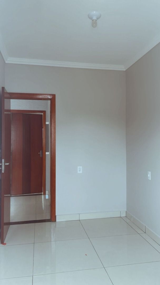 Imagens do imóveis Casa com 2 dormitórios à venda, 56 m² por R$ 320.000 - Esmeralda - Cascavel/PR