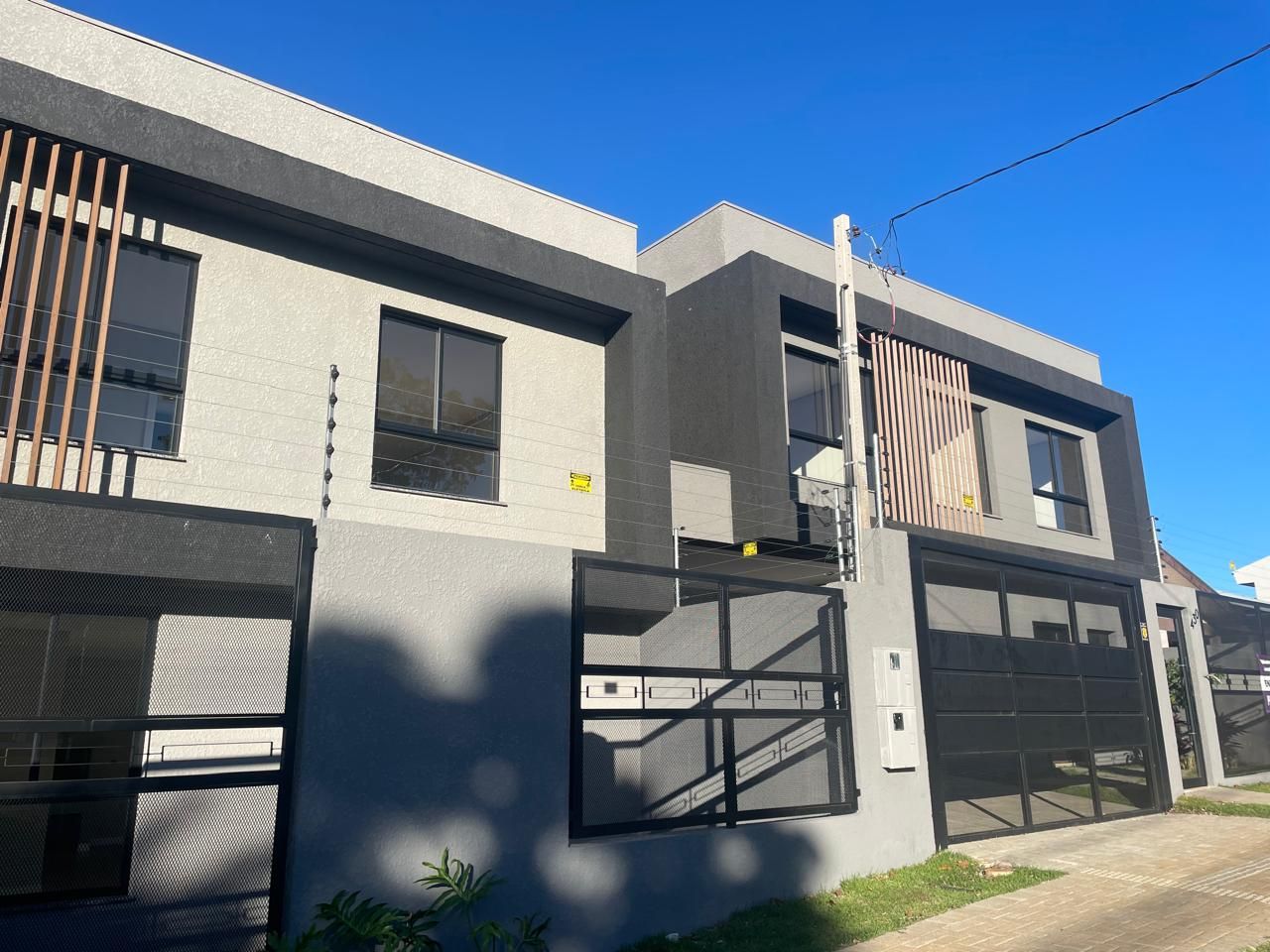 Imagens do imóveis Sobrado com 3 dormitórios à venda, 122 m² por R$ 864.119 - Cancelli - Cascavel/PR