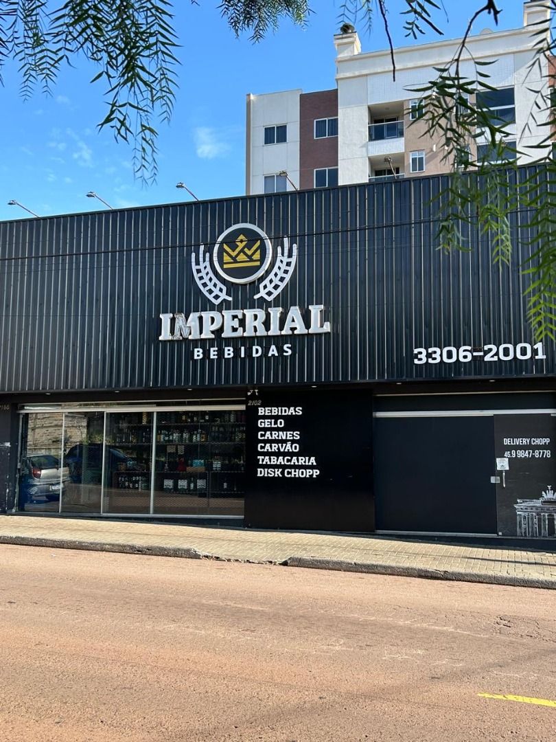 Imagens do imóveis Salas Comerciais em Região Valorizada e de Alto Fluxo – Cascavel, com mezanino e 112 m2.