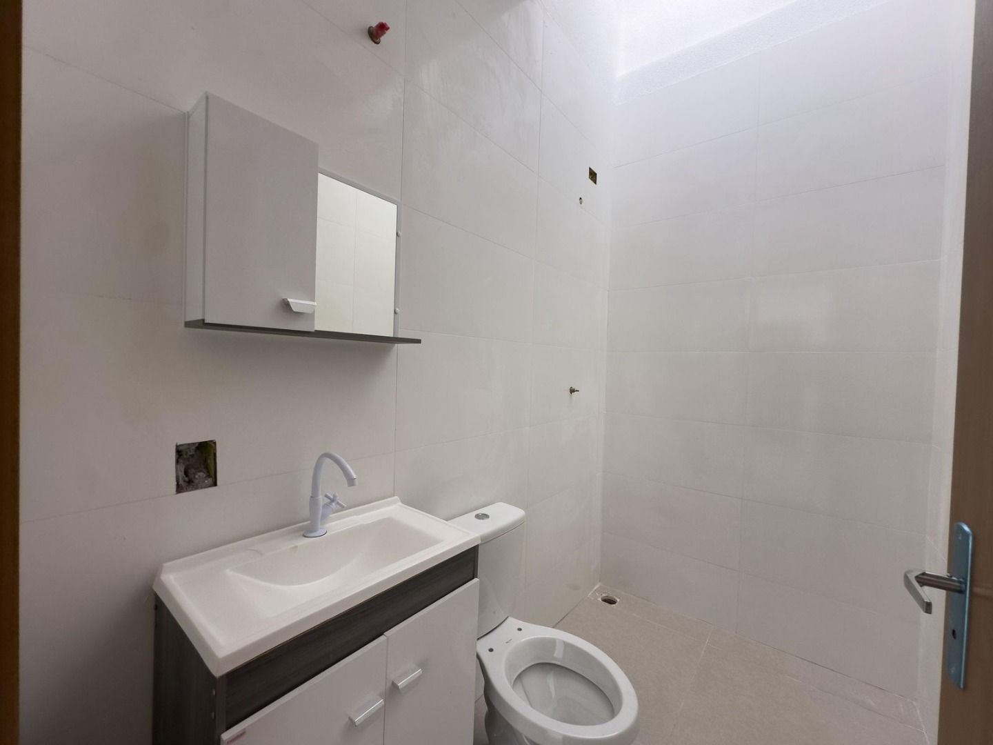 Imagens do imóveis Casas novas prontas para morar, 2 quartos no bairro Santa Felicidade, Condição especial para venda até Março R& 280.000,00.