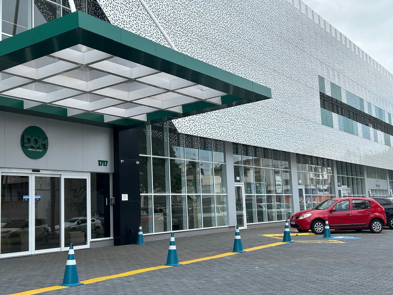 Imagens do imóveis SALA COMERCIAL DON MEDICAL CENTER, COM 41 M2, R$ 749.000,00