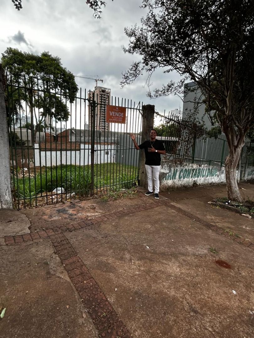 Imagens do imóveis EXCELENTE TERRENO COMERCIAL, NO CORACÃO DE CASCAVEL COM 500 M2, R$ 1.800.000,00