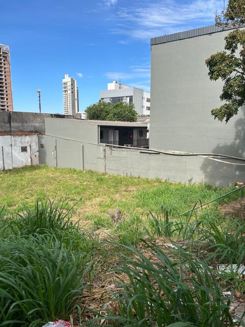 Imagens do imóveis EXCELENTE TERRENO COMERCIAL, NO CORACÃO DE CASCAVEL COM 500 M2, R$ 1.800.000,00