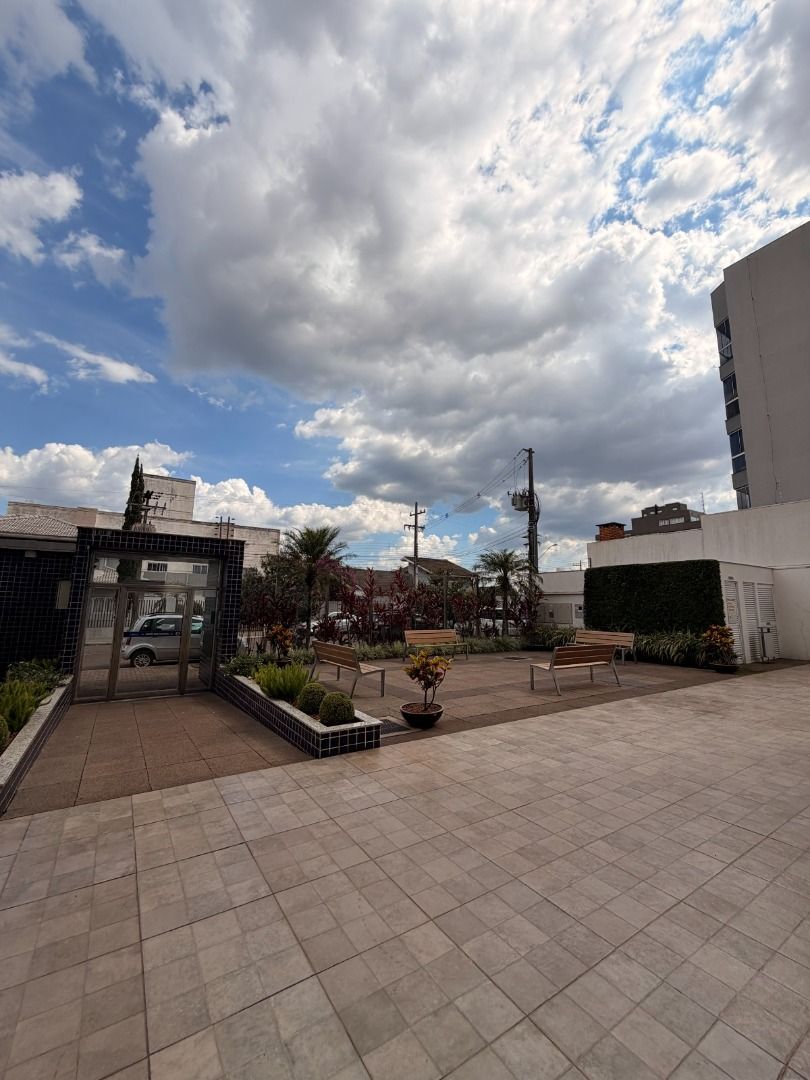 Imagens do imóveis Apartamento Mobiliado em Área Nobre de Cascavel, com suíte  mais 2 Quartos | 3 Vagas de Garagem | 110 m² Privativos e 190 m² total..