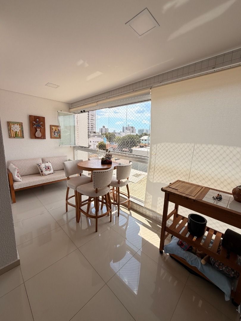 Imagens do imóveis Apartamento Mobiliado em Área Nobre de Cascavel, com suíte  mais 2 Quartos | 3 Vagas de Garagem | 110 m² Privativos e 190 m² total..