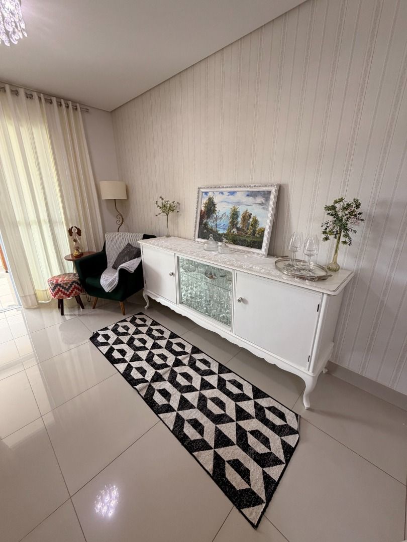 Imagens do imóveis Apartamento Mobiliado em Área Nobre de Cascavel, com suíte  mais 2 Quartos | 3 Vagas de Garagem | 110 m² Privativos e 190 m² total..