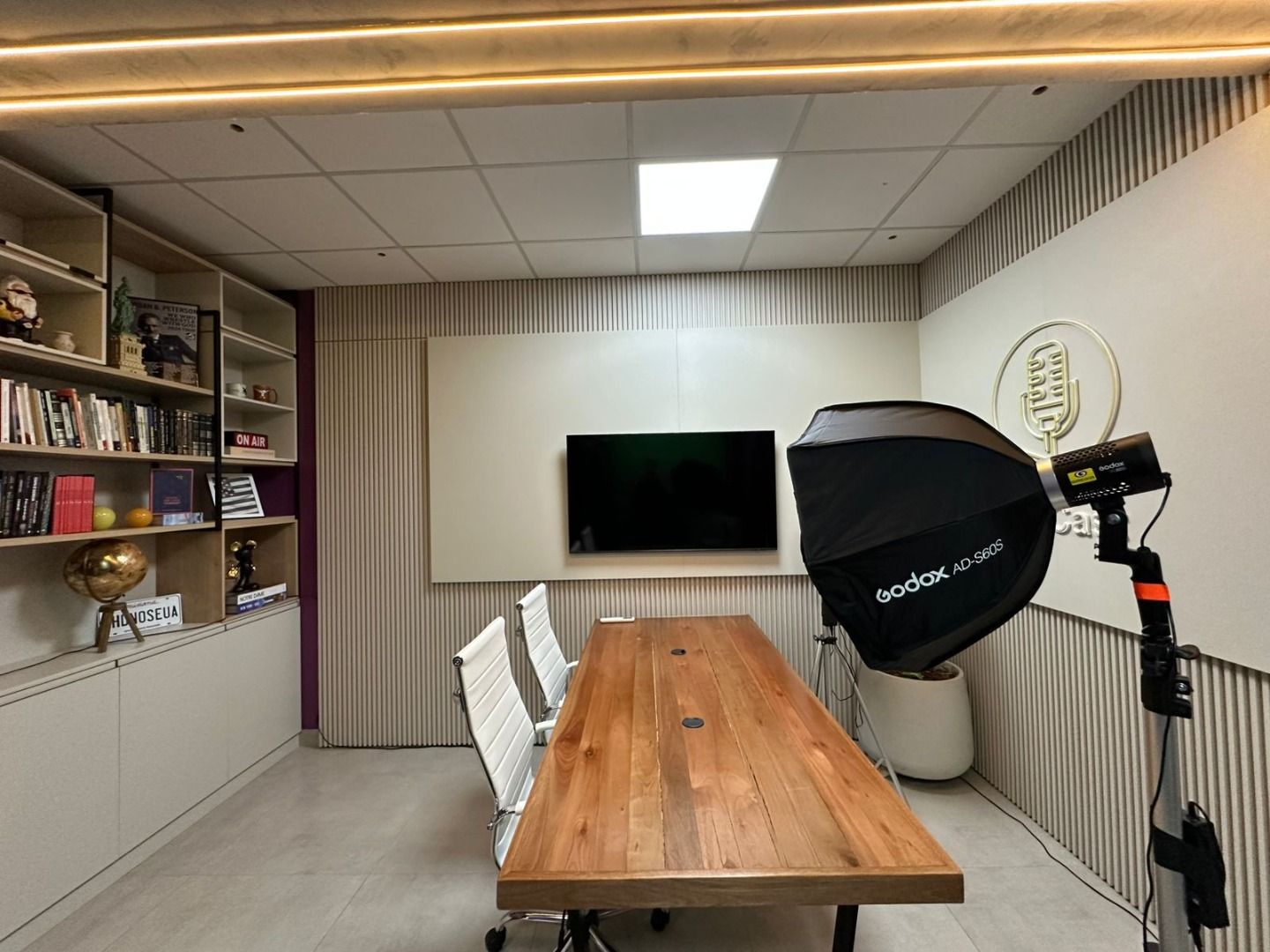 Imagens do imóveis SALA PRONTA - CONCEITO EXECUTIVE, COM DUAS VAGAS DE GARAGEM