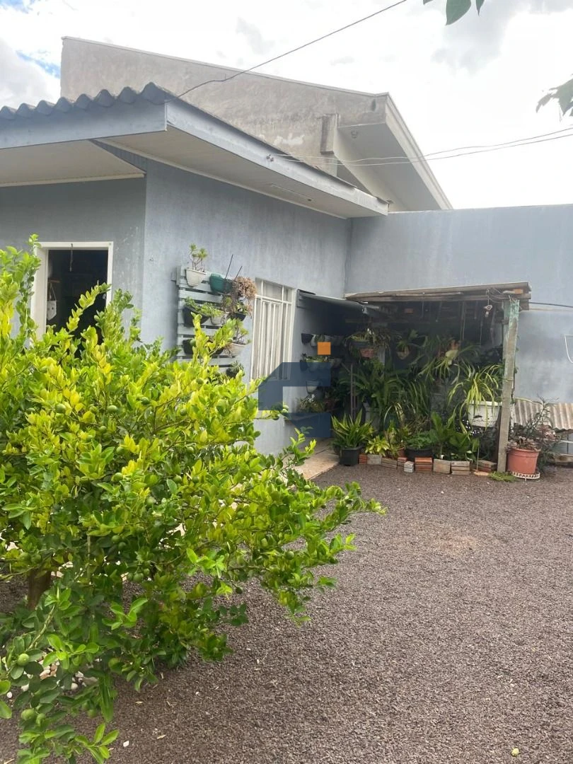 Casa com 4 dormitórios à venda, 230 m² por R$ 1.800.000 - Neva - Cascavel/PR