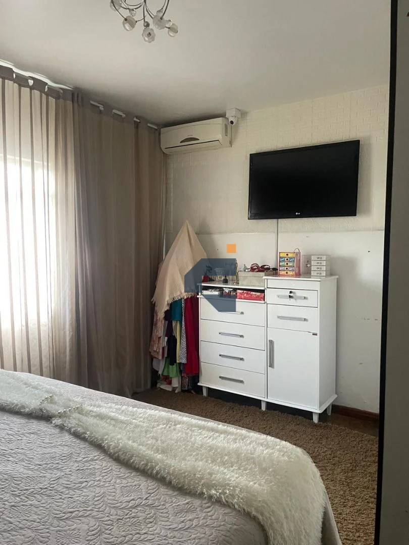 Casa com 4 dormitórios à venda, 230 m² por R$ 1.800.000 - Neva - Cascavel/PR