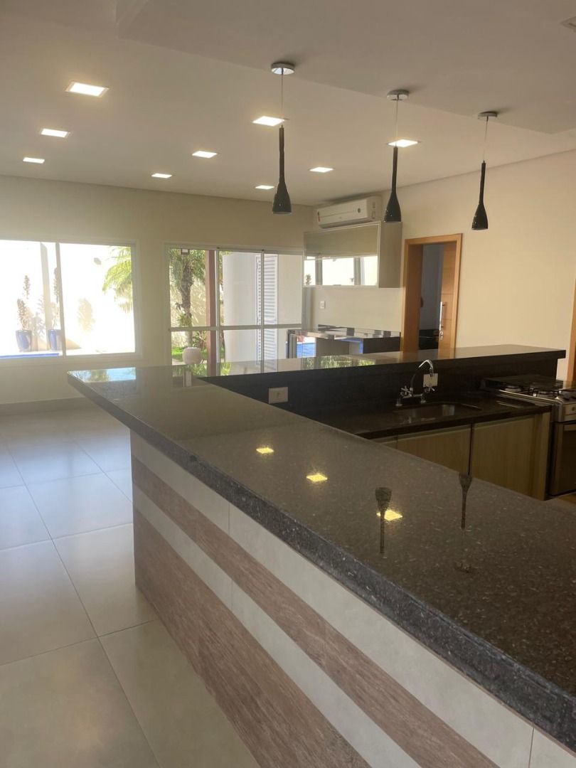 Sobrado de alto padrão com 4 suítes, conforto para sua família no bairro Parque São Paulo R$ 4.600.000,00