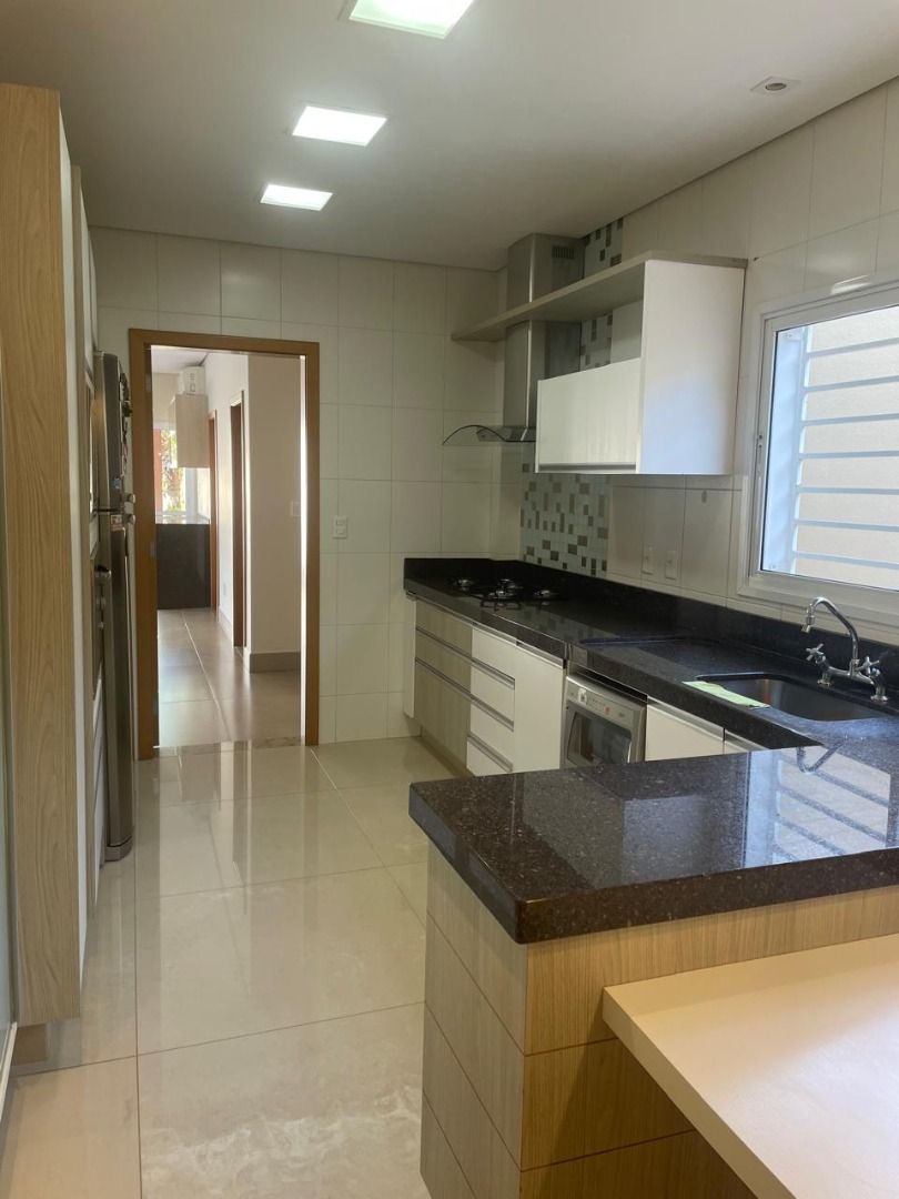 Sobrado de alto padrão com 4 suítes, conforto para sua família no bairro Parque São Paulo R$ 4.600.000,00