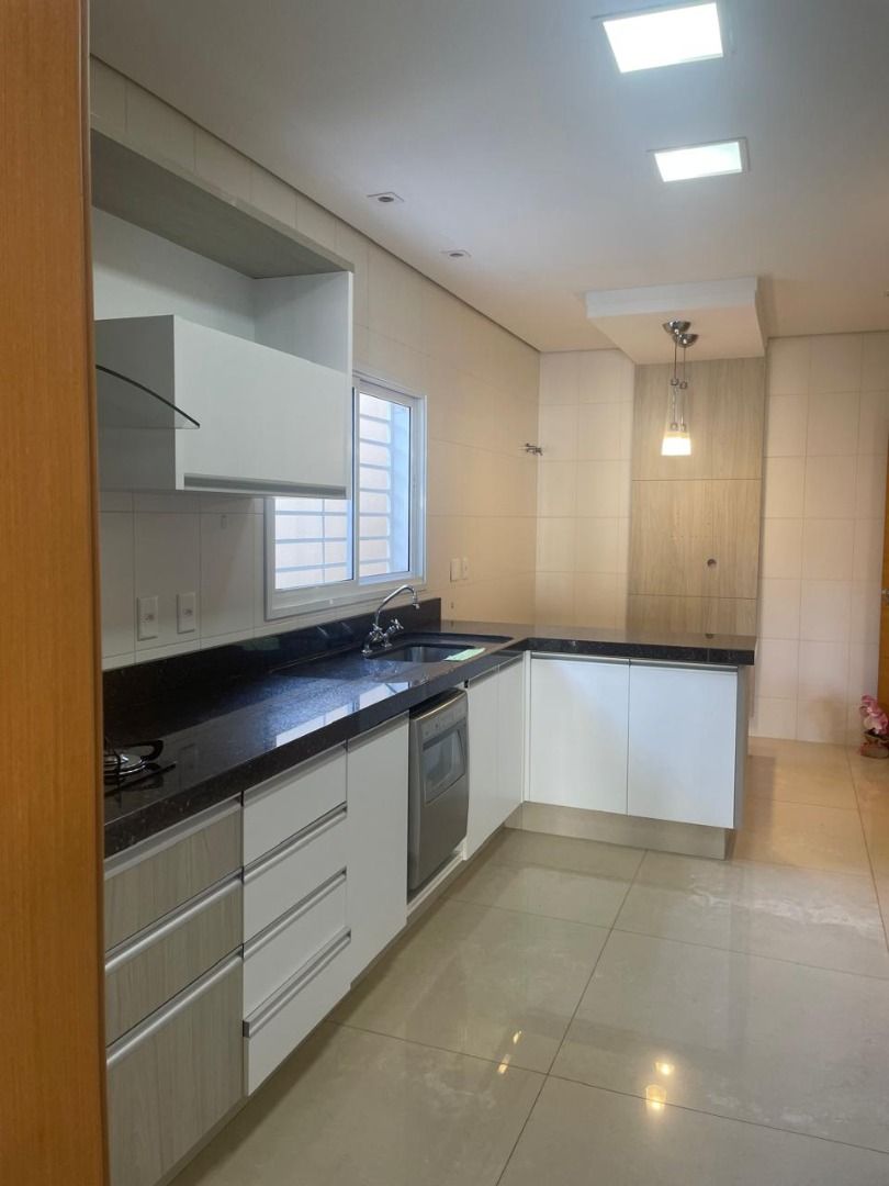 Sobrado de alto padrão com 4 suítes, conforto para sua família no bairro Parque São Paulo R$ 4.600.000,00