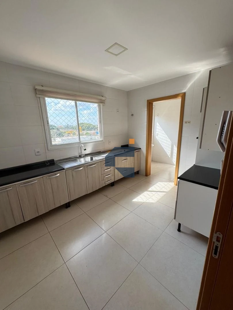 Lindo apartamento com 3 dormitórios à venda, 103 m² por R$ 745.000 - Centro - Cascavel/PR