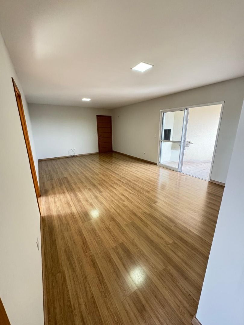 Imagens do imóveis Lindo apartamento com 3 dormitórios à venda, 103 m² por R$ 745.000 - Centro - Cascavel/PR