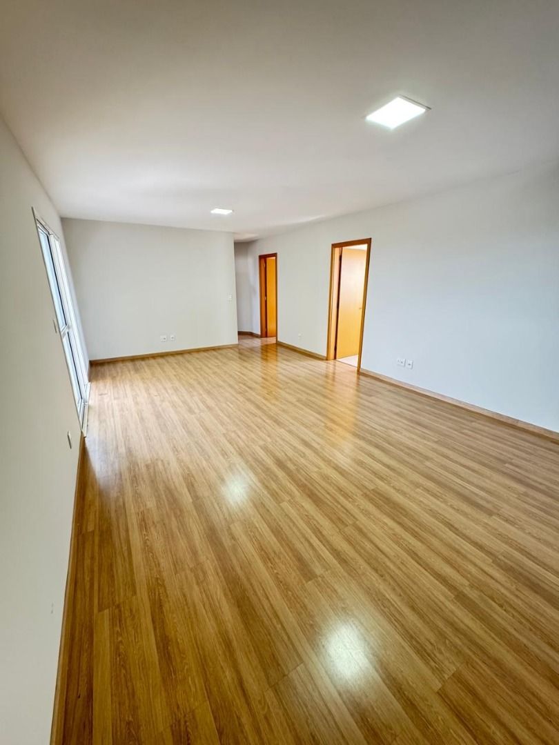 Imagens do imóveis Lindo apartamento com 3 dormitórios à venda, 103 m² por R$ 745.000 - Centro - Cascavel/PR