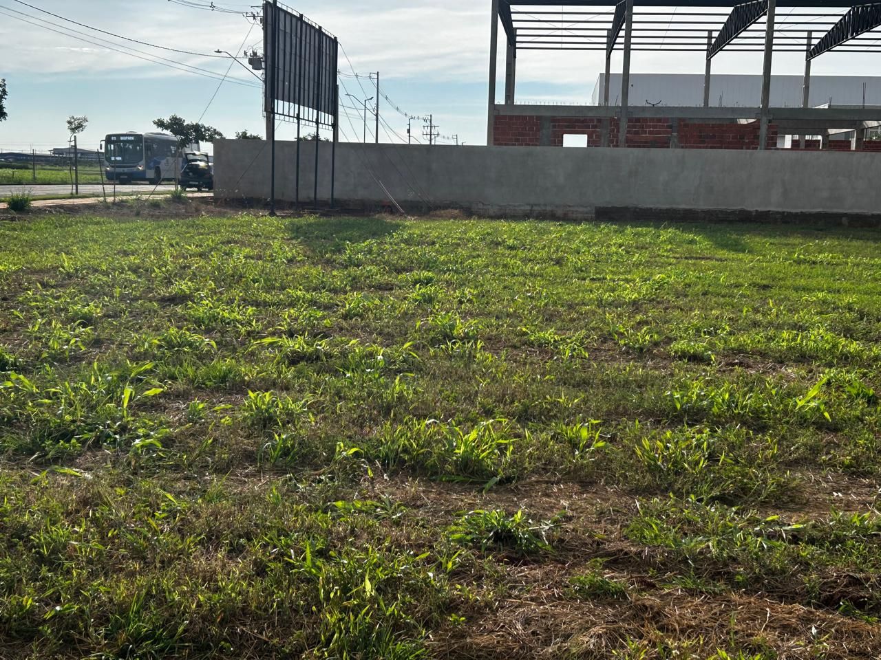 Imagens do imóveis Terreno Comercial no Biopark: 1.000 m² em Localização Premium para Impulsionar Seu Negócio