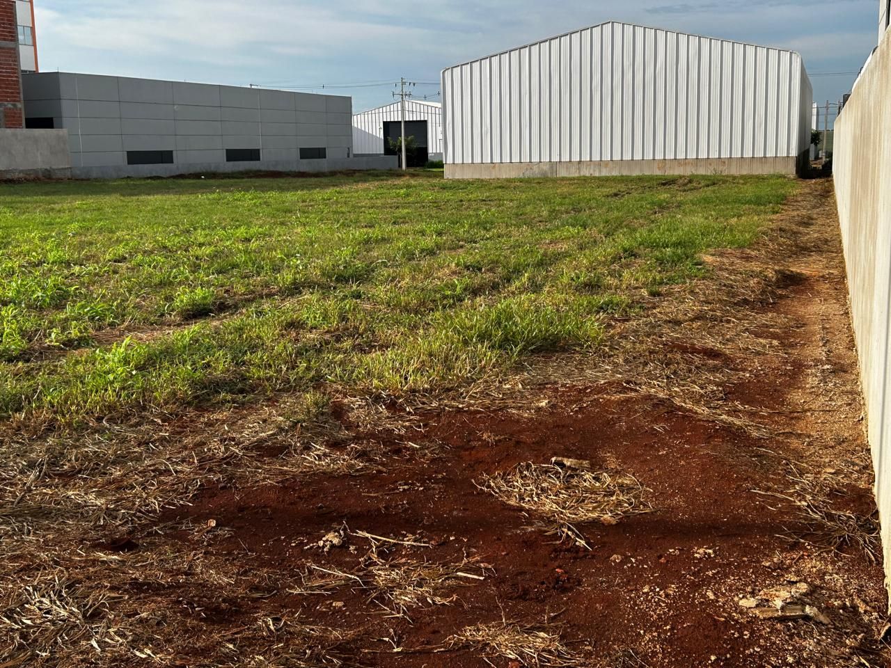 Imagens do imóveis Terreno Comercial no Biopark: 1.000 m² em Localização Premium para Impulsionar Seu Negócio