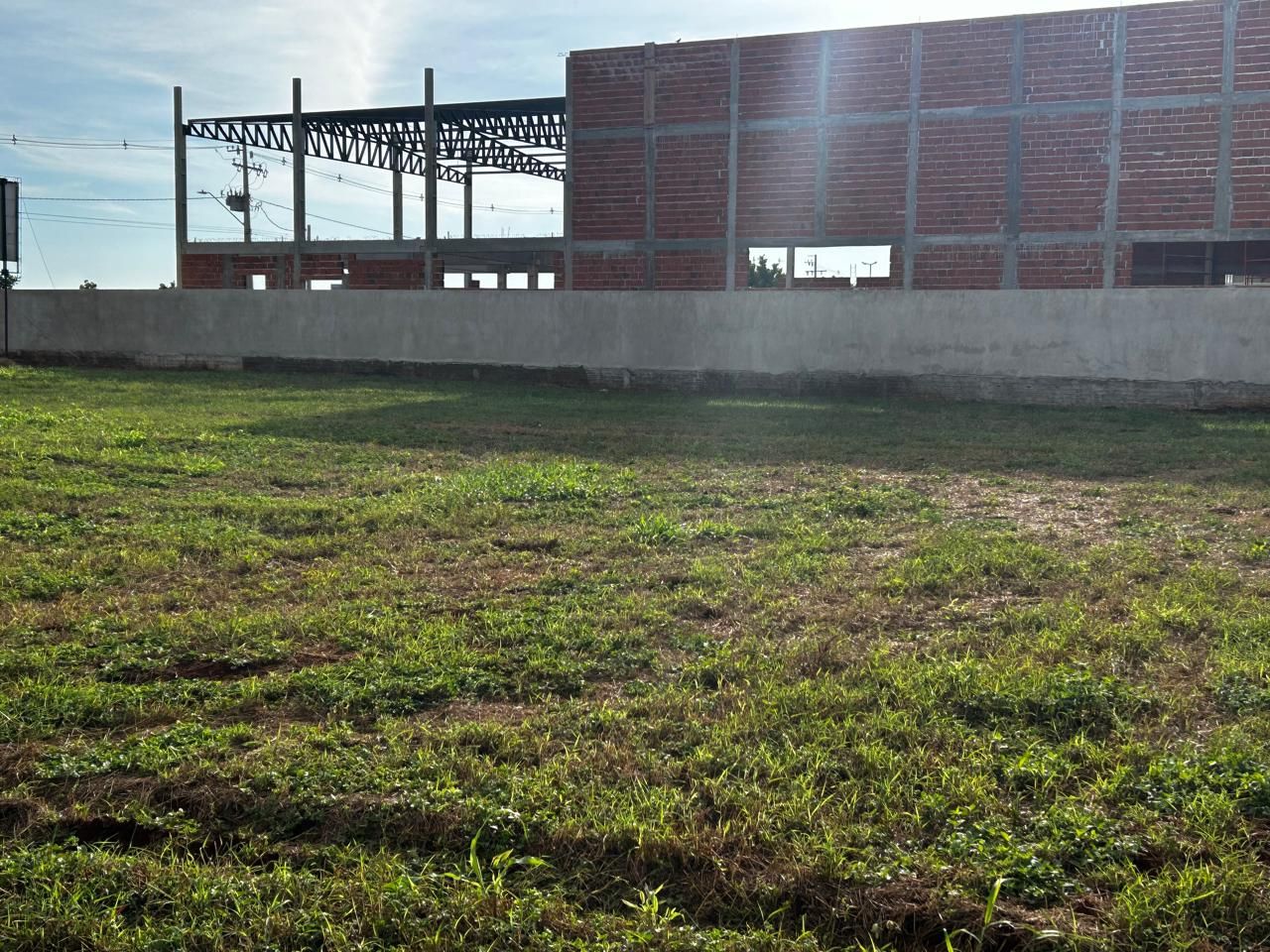Imagens do imóveis Terreno Comercial no Biopark: 1.000 m² em Localização Premium para Impulsionar Seu Negócio
