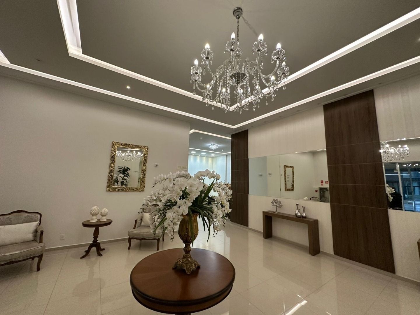 Apartamento com 3 dormitórios à venda, 104 m² por R$ 800.000 - Centro - Cascavel/PR