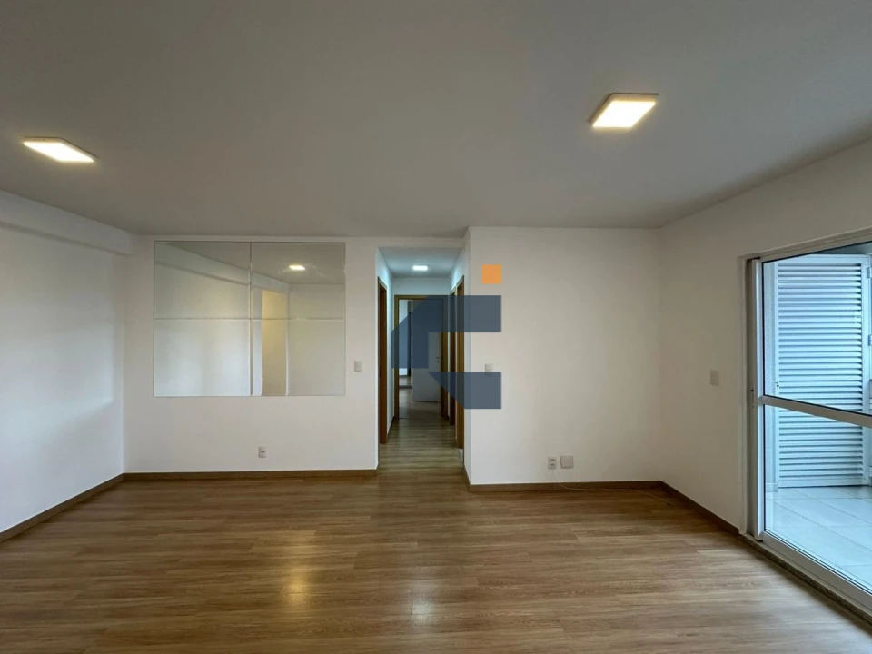 Apartamento com 3 dormitórios à venda, 104 m² por R$ 800.000 - Centro - Cascavel/PR