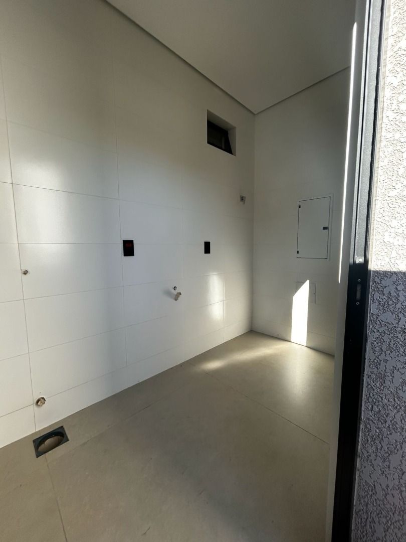Sofisticação, Elegância e Exclusividade em um Magnífico Sobrado de Alto Padrão em Condomínio Fechado