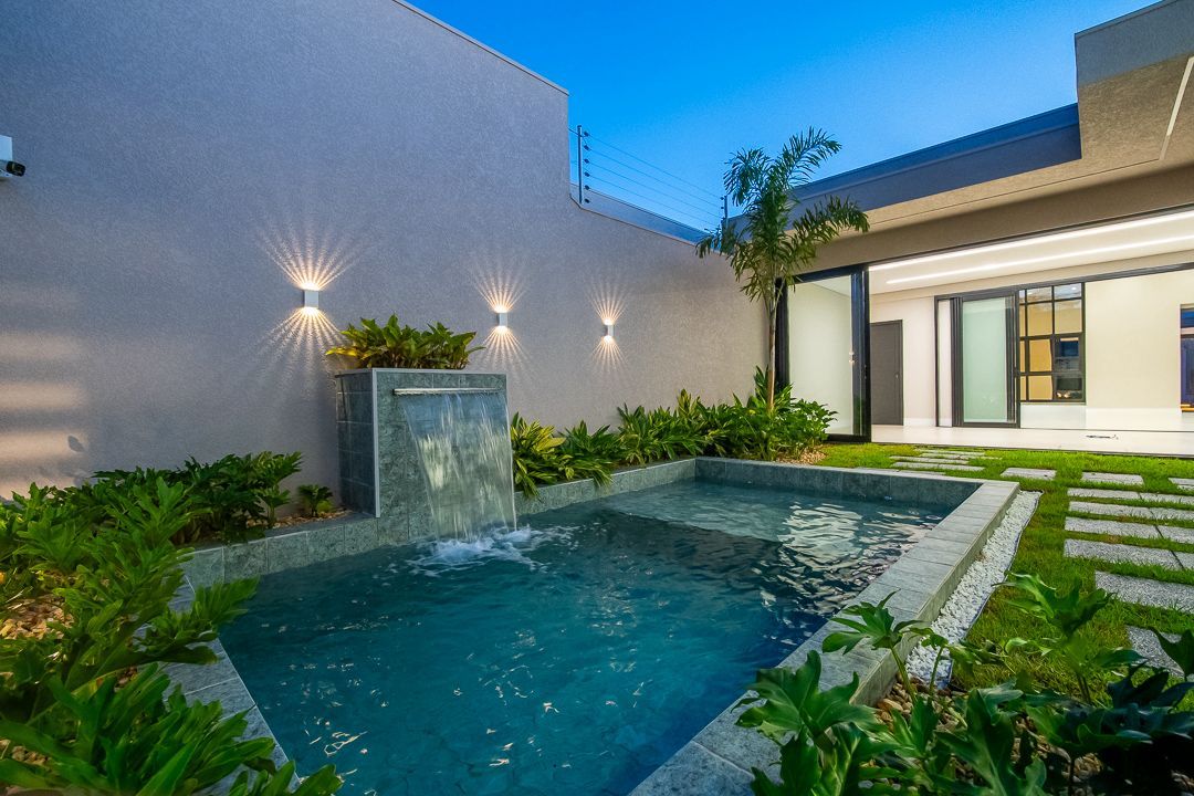EXCELENTE CASA DE ALTO PADRAO EM BAIRRO NOBRE DE CASCAVEL