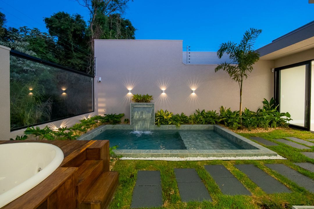 EXCELENTE CASA DE ALTO PADRAO EM BAIRRO NOBRE DE CASCAVEL