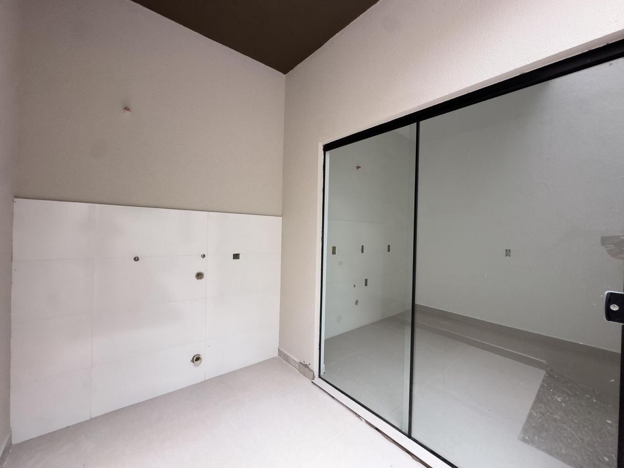 Imagens do imóveis Casa com 2 dormitórios à venda, 53 m² por R$ 300.000 - Loteamento Madrid - Cascavel/PR
