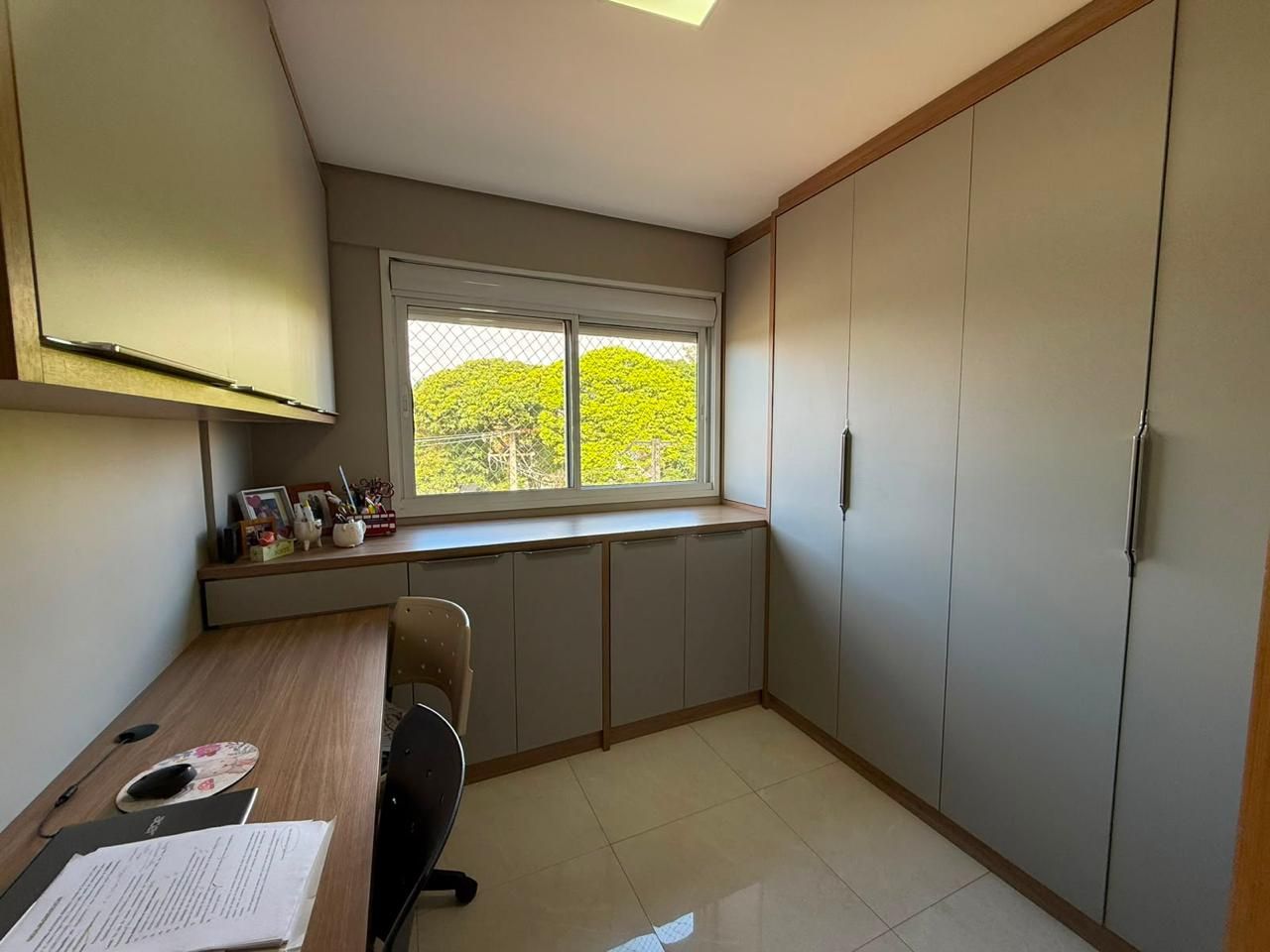 Apartamento com 3 dormitórios à venda, 94 m² por R$ 750.000 - Tropical - Cascavel/PR