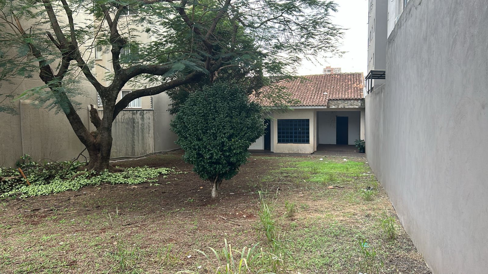 Imagens do imóveis Terreno à venda, 706 m² por R$ 600.000,00 - Coqueiral - Cascavel/PR