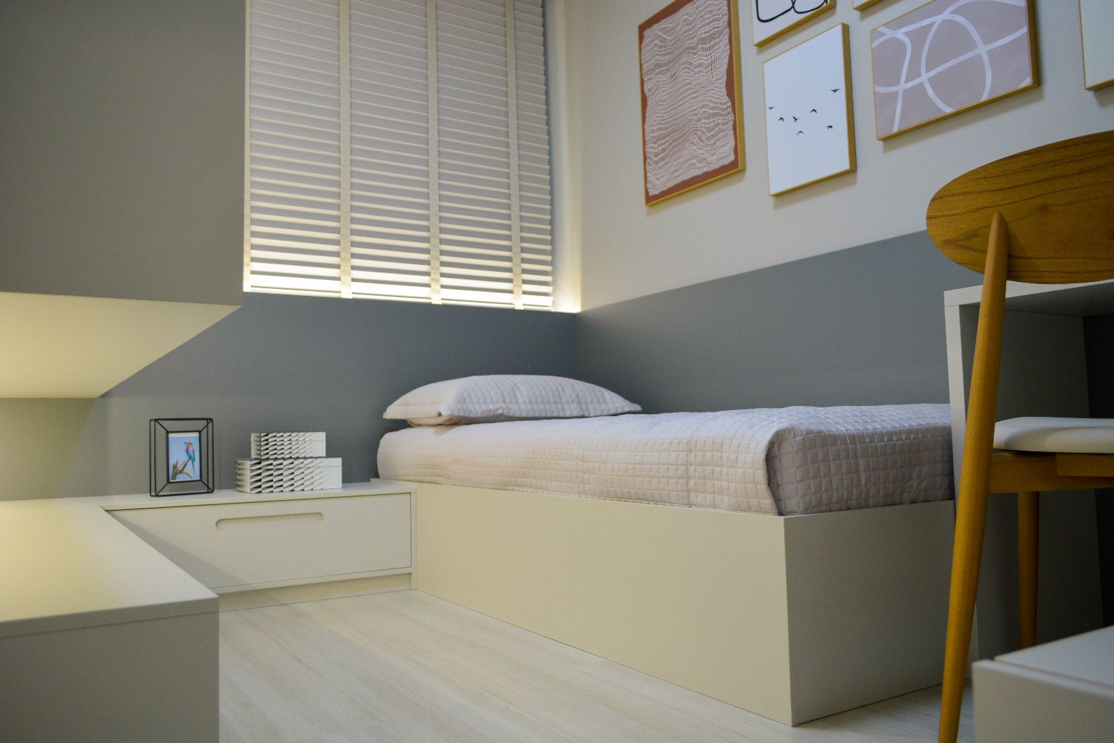 Apartamento com 2 dormitórios à venda, 61 m² por R$ 314.000,00 - Pioneiros Catarinenses - Cascavel/PR