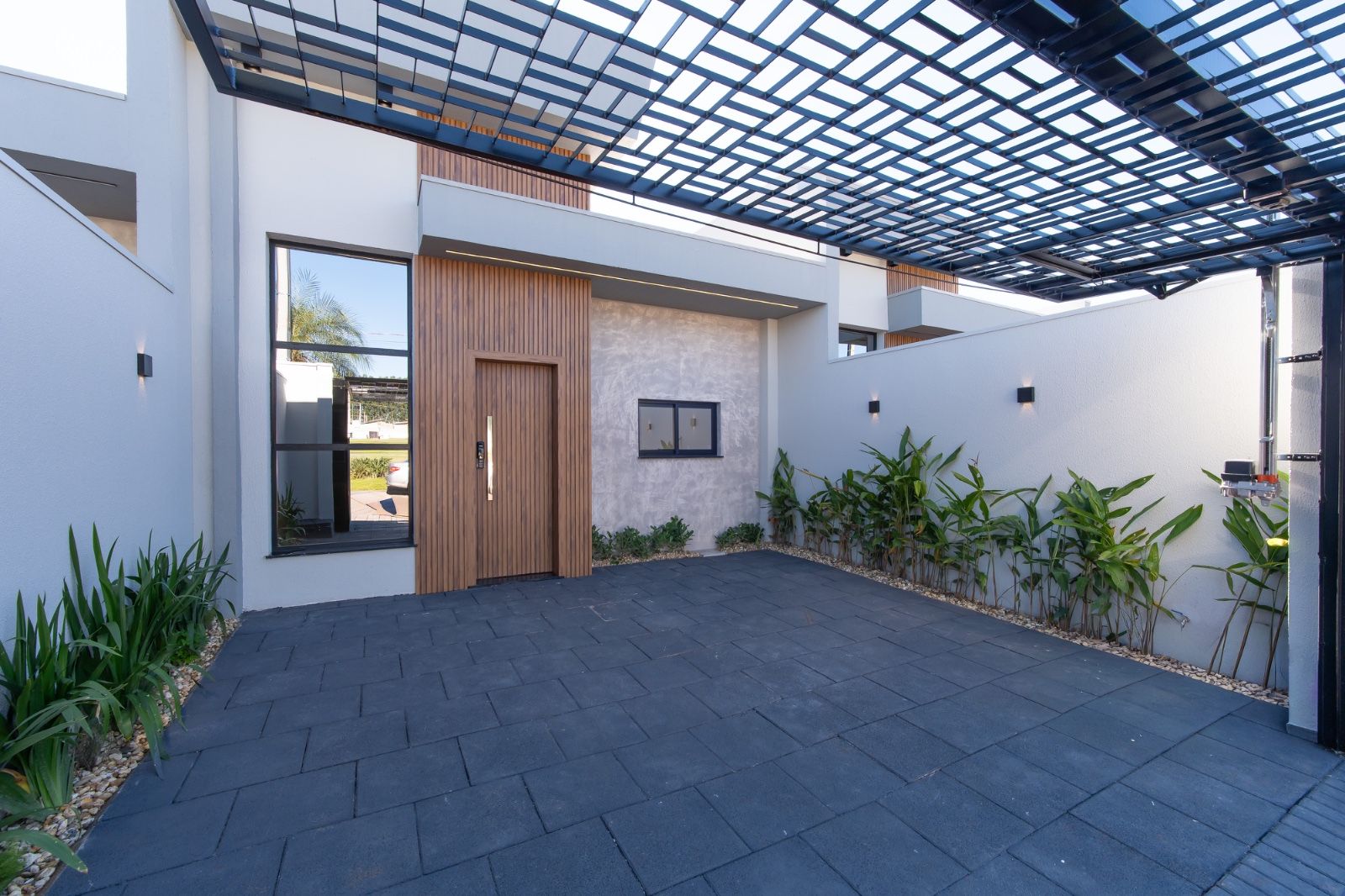 Imagens do imóveis Casa com 3 dormitórios à venda, 71 m² por R$ 527.000,00 - Tropical 4 - Cascavel/PR