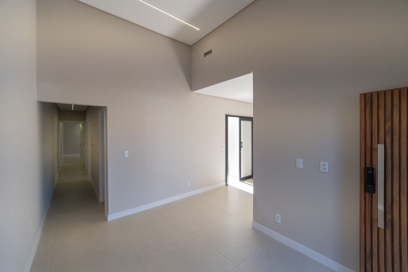 Imagens do imóveis Casa com 3 dormitórios à venda, 71 m² por R$ 527.000,00 - Tropical 4 - Cascavel/PR