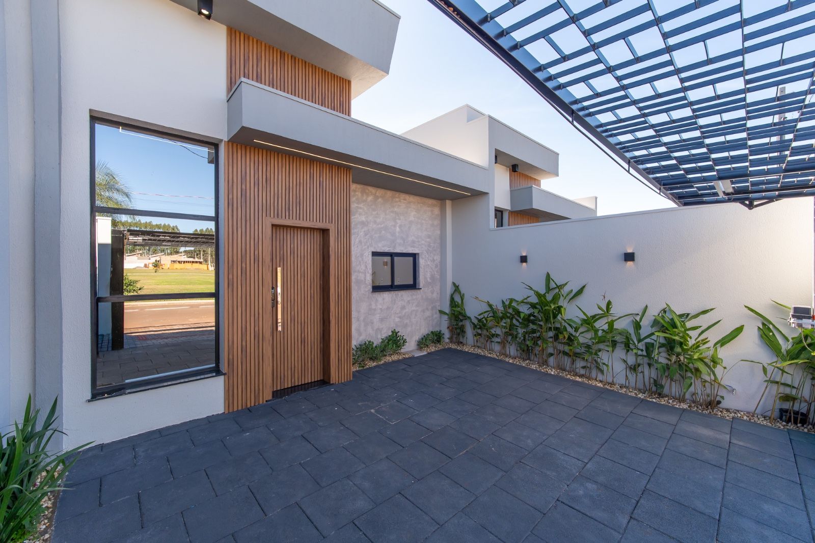 Imagens do imóveis Casa com 3 dormitórios à venda, 71 m² por R$ 527.000,00 - Tropical 4 - Cascavel/PR