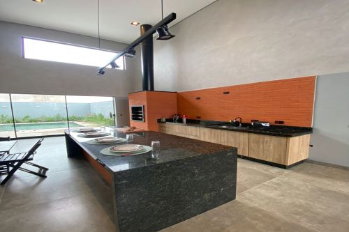 CONDOMINIO RIVIERA