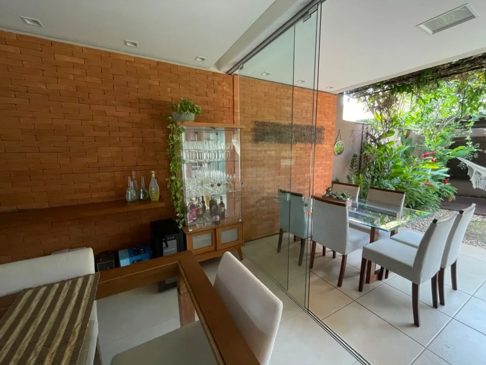 Imagens do imóveis Casa para Alugar em Condomínio Horizontal