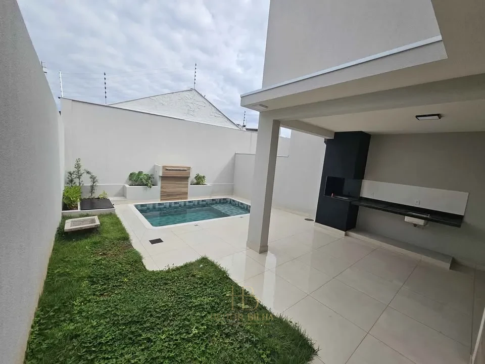 Imagens do imóveis Casa com Piscina no Aeroporto