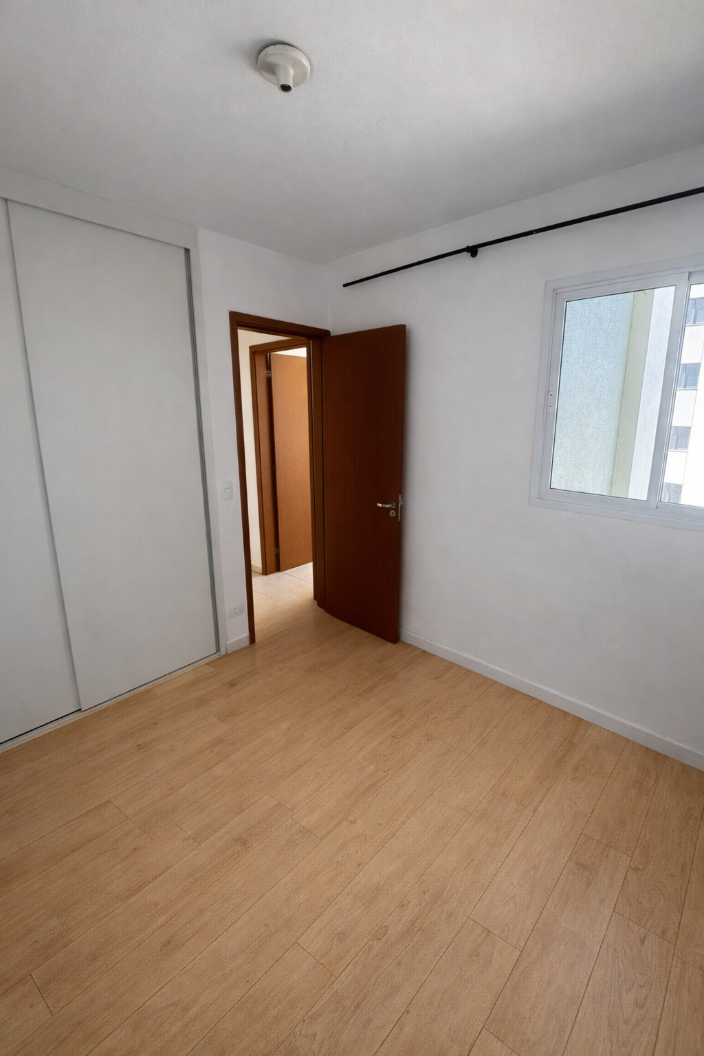 Imagens do imóveis Apartamento à venda no condomínio Ed. Terraparque no bairro Champagnat