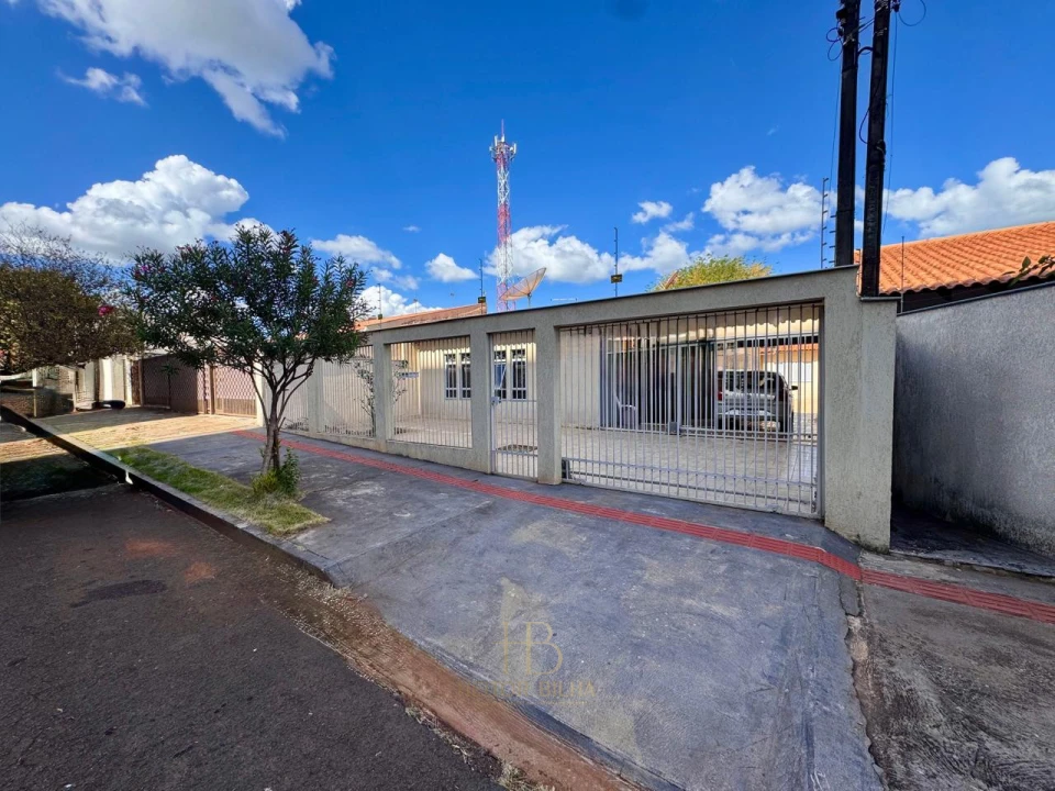 Imagens do imóveis Ampla Casa à Venda Próximo ao Zerão