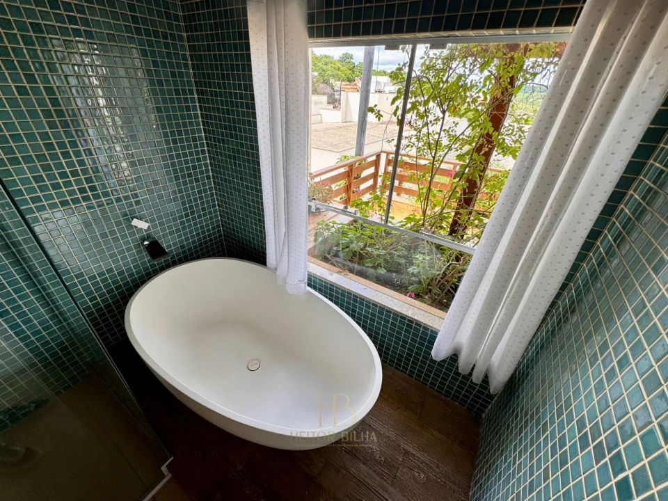 Imagens do imóveis CASA A VENDA CONDOMINIO ROYAL FOREST