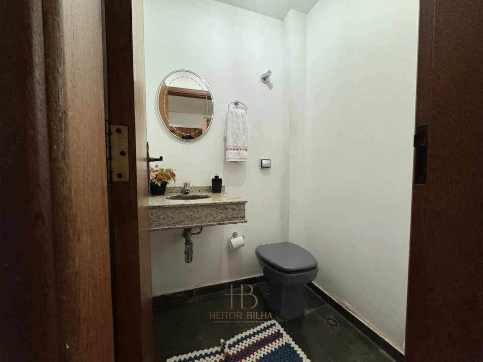 Imagens do imóveis Casa à Venda em Londrina no Jardim Champagnat, Região Oeste de Londrina
