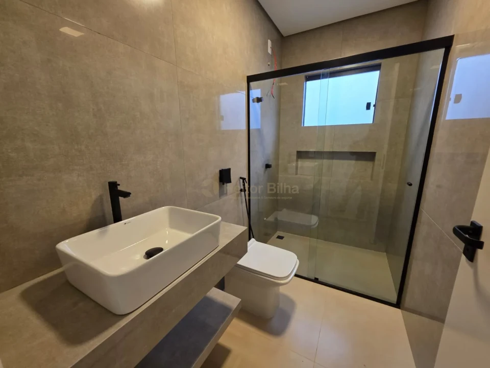 Imagens do imóveis Casa Nova à Venda no Jd. Alpes