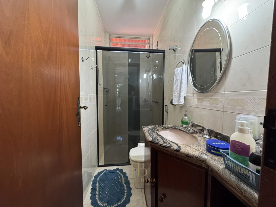 Imagens do imóveis Casa à Venda em Londrina no Jardim Champagnat, Região Oeste de Londrina
