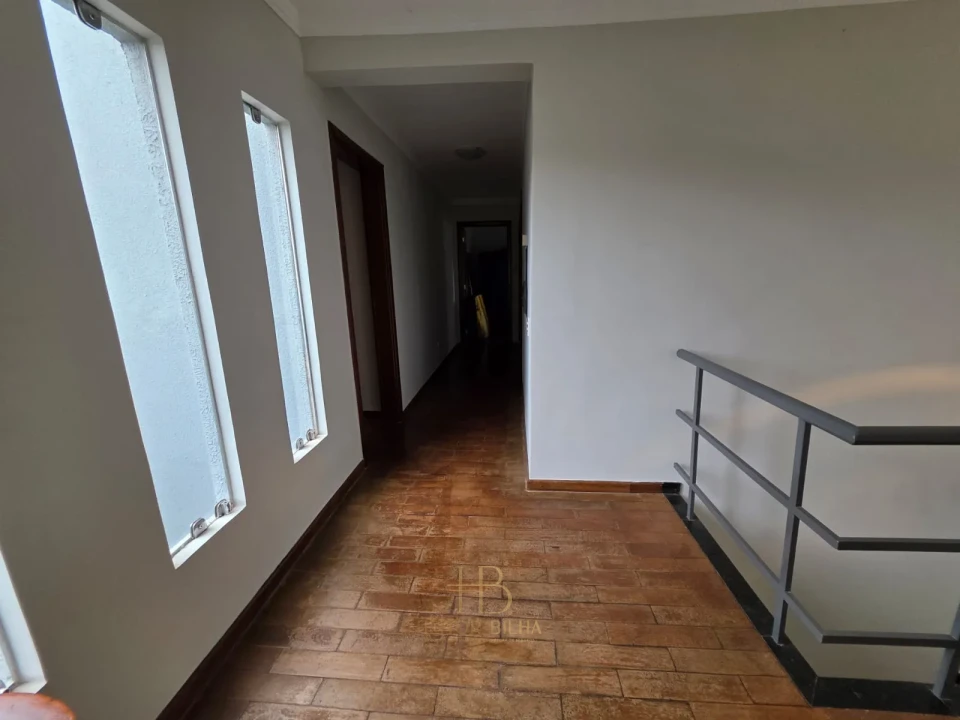 Imagens do imóveis Triplex à venda no Jardim Andrade