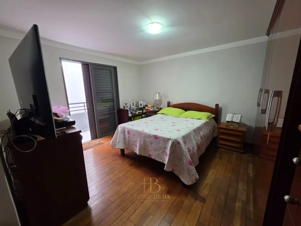 Imagens do imóveis Triplex à venda no Jardim Andrade