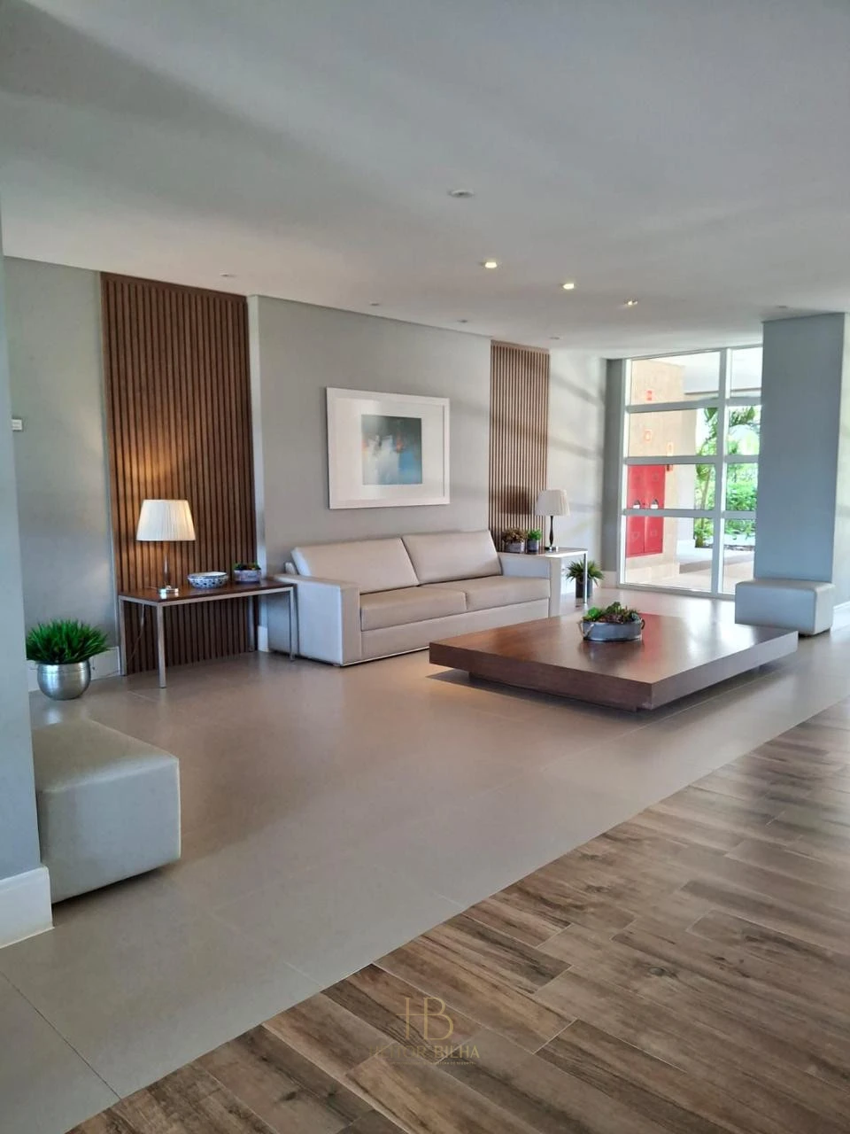 Imagens do imóveis Apartamento a venda no condomínio Edifíco Victória Parque no bairro Gleba Fazenda Palhano !!!