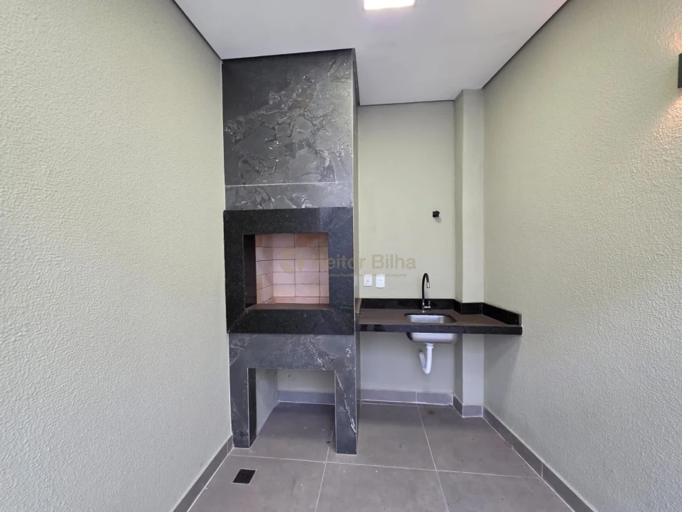 Imagens do imóveis Casa Nova à Venda no Jd. Alpes
