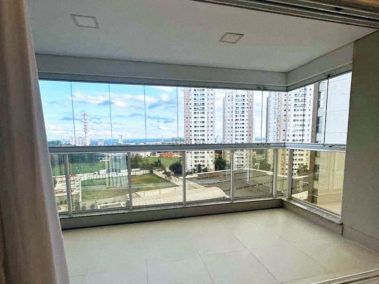 Imagens do imóveis Apartamento a venda no condomínio Edifício Kensington Gardens no bairro Gleba Palhano - Londrina/PR