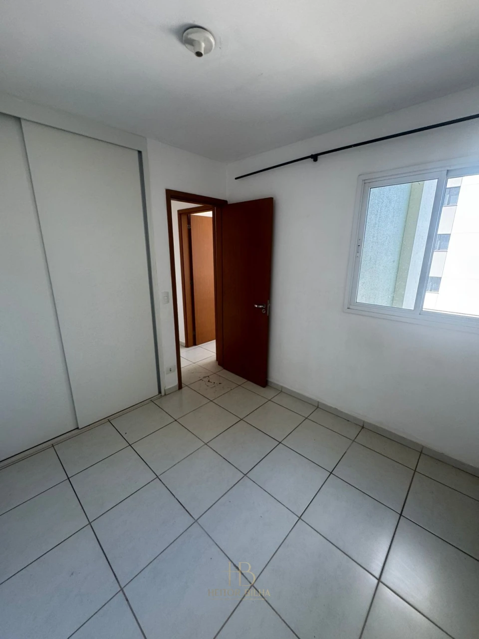 Imagens do imóveis Apartamento à venda no condomínio Ed. Terraparque no bairro Champagnat